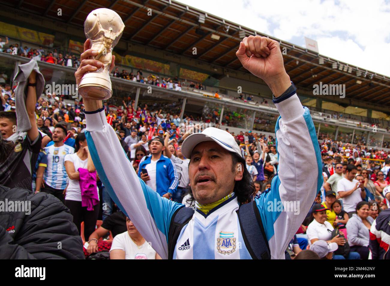 Argentina fans react during the live transmission of the FIFA World Cup