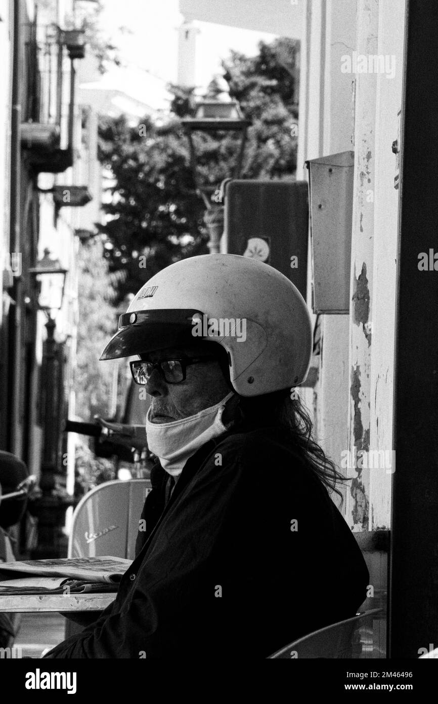 Old man wearing mask Black and White Stock Photos & Images - Alamy