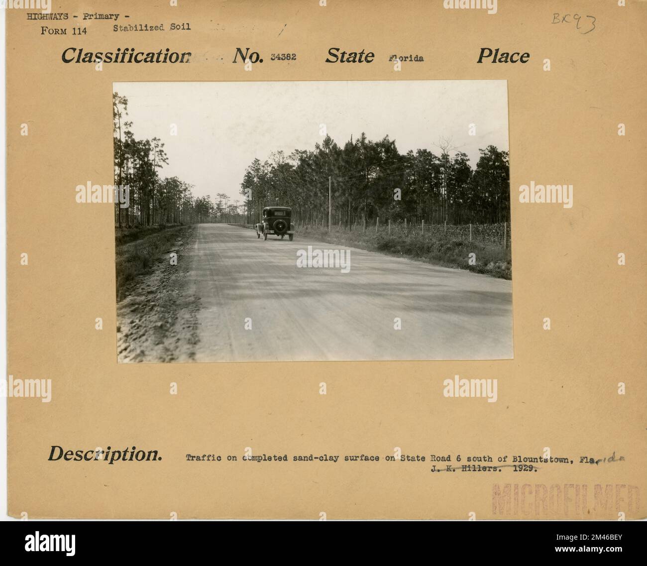 Road in Florida. Original caption: Traffic on completed sand-clay surface on State Road 6 south of Blountstown, Florida. J. K. Hillers. 1929. State: Florida. Stock Photo