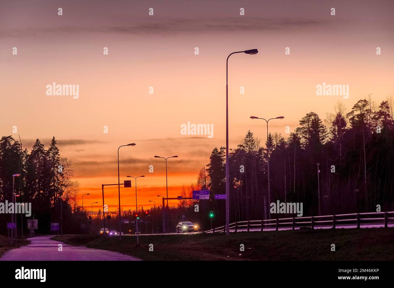 Sonnenuntergang, Autobahnring, Helsinki, Finnland Stock Photo