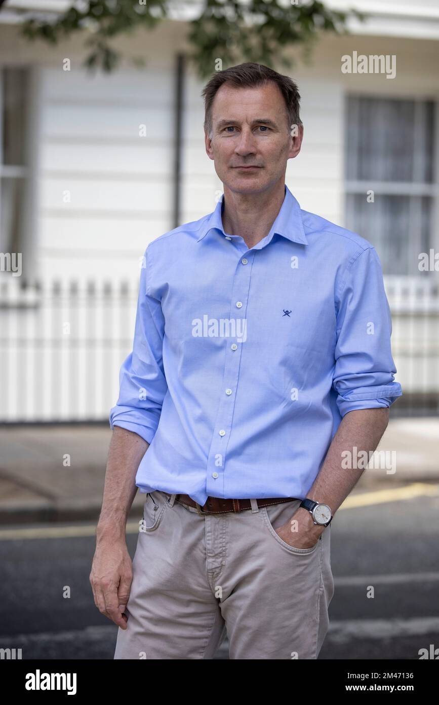 Jeremy Hunt, Conservative MP and Chancellor of the Exchequer, with his Chinese-born wife, Lucia Guo, London, England, UK Stock Photo