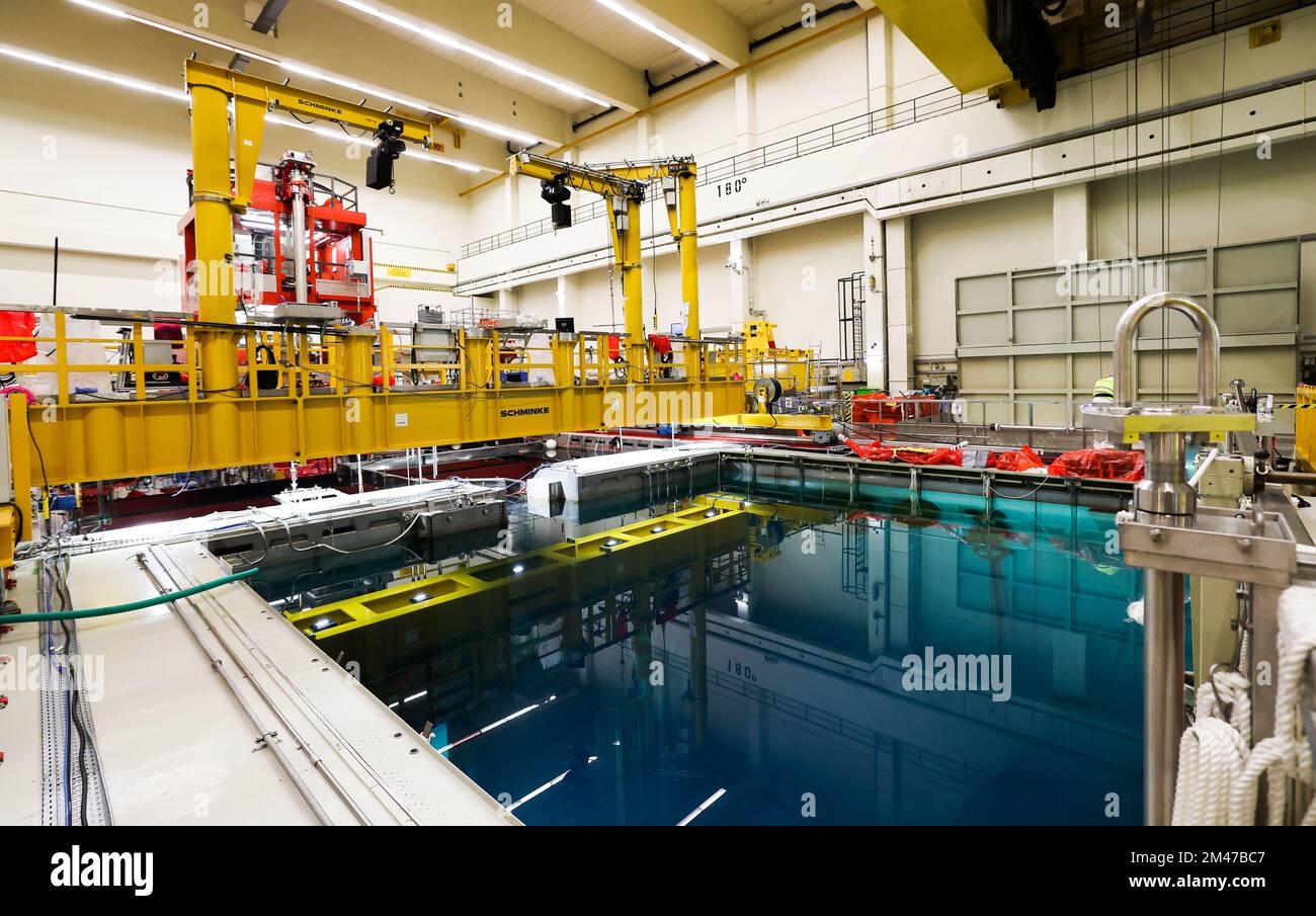 19 December 2022, Schleswig-Holstein, Brunsbttel: View over the decay  basin with partly disassembled internals of the reactor pressure vessel  during a press tour at the Brunsbttel nuclear power plant (KKB). The  dismantling