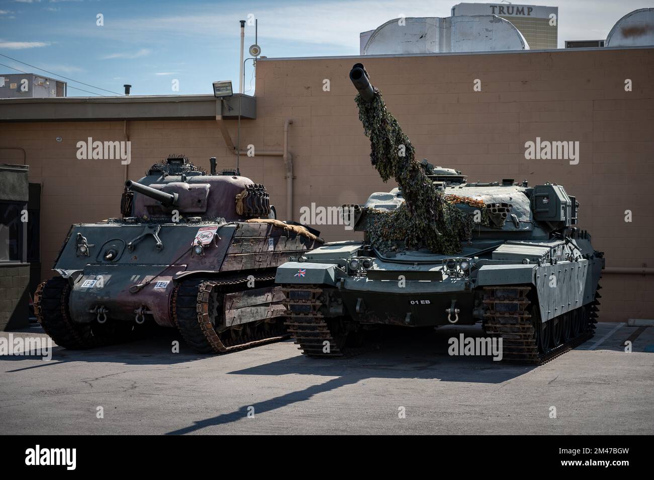 Two tanks together, a World War II Sherman M4 A3 and a Leyland Motors Chieftain MK 10 Stock Photo