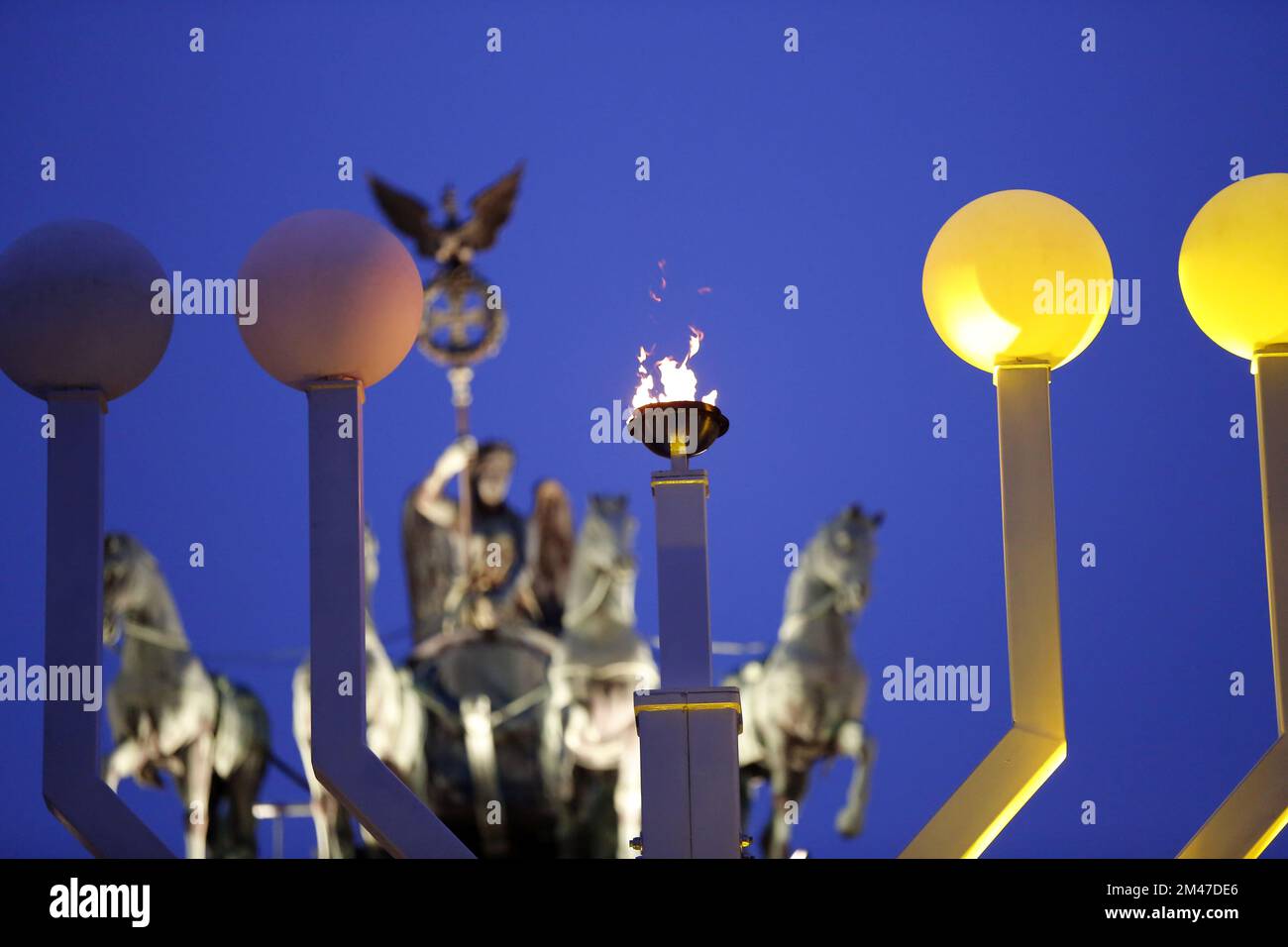 (12/18/2022) Berlin Hanukkah at the Brandenburg Gate inauguration