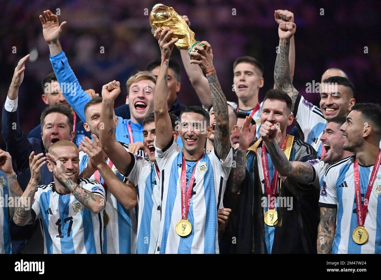 Award ceremony: UPAMECANO Dayot (FRA) walks past the trophy, cup, trophy,  disappointment, frustrated, disappointed, frustrated, rejected, left:  GUENDOUZI Matteo (FRA). Game 64, FINAL Argentina - France 4-2 nE (3-3) on  December 18th