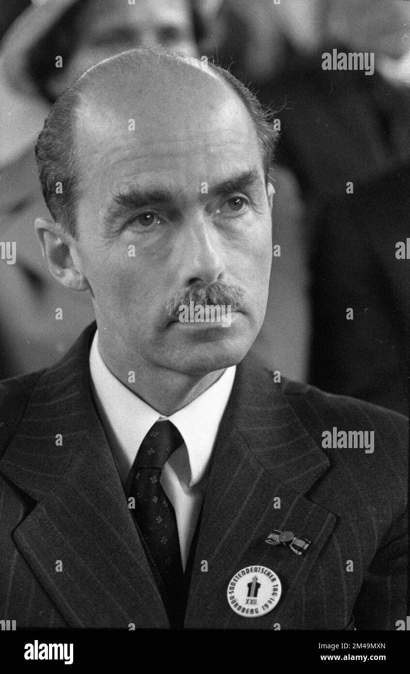 The Sudeten German Day, here in Nuremberg on 1. 6. 1971, was a mixture of demonstration, rally