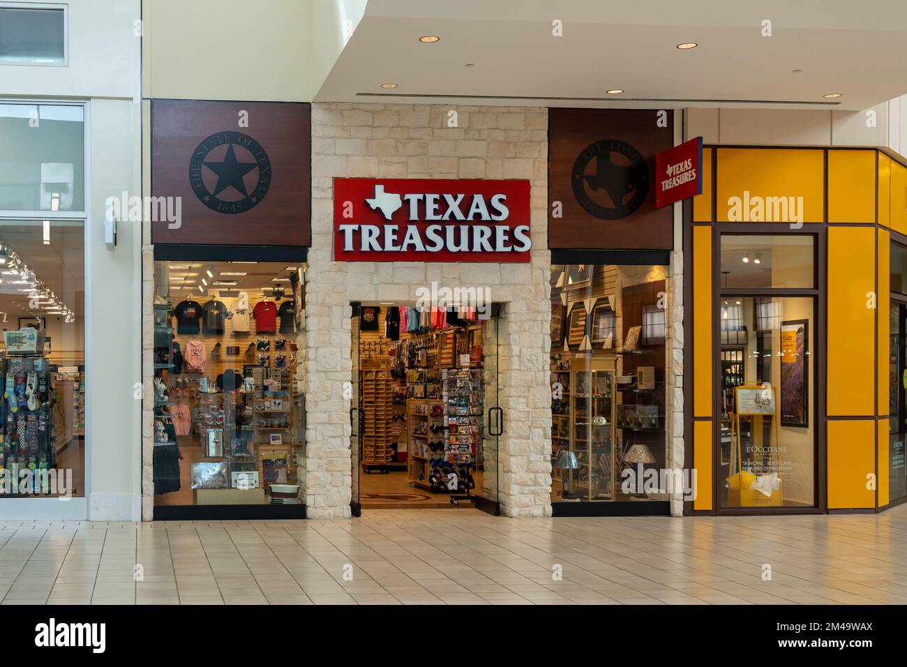 Houston, Texas, USA - March 6, 2022: A Texas Treasures store at a shopping mall. Stock Photo