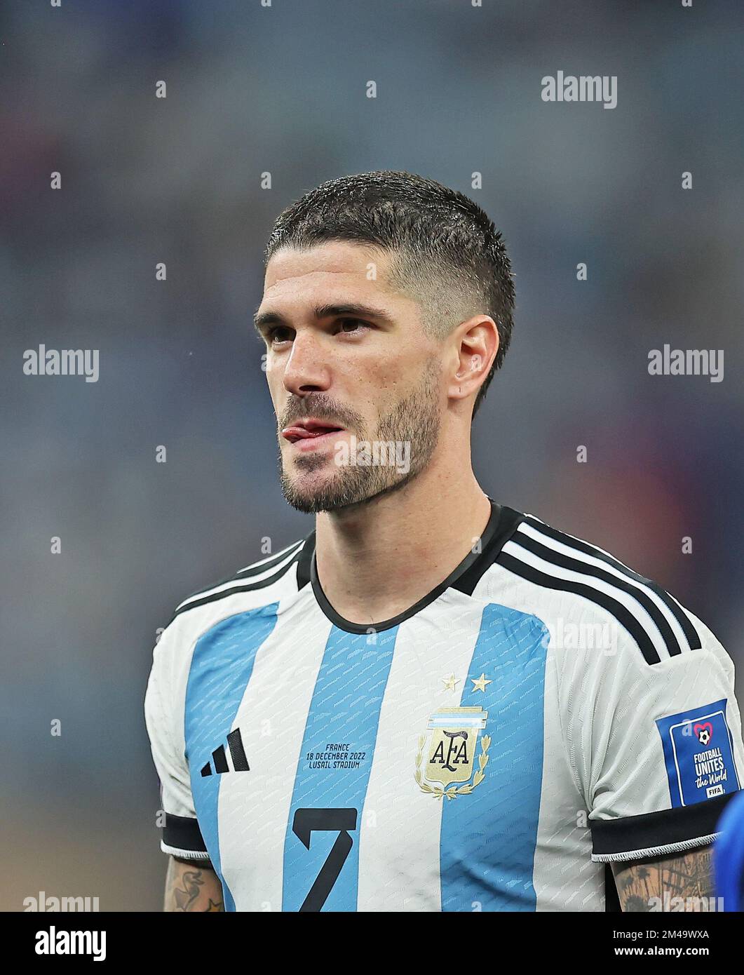 Lusail Iconic Stadium, Lusail, Qatar. 18th Dec, 2022. FIFA World Cup  Football Final Argentina versus France; Alexis Mac Allister of Argentina  lifts the world cup trophy Credit: Action Plus Sports/Alamy Live News