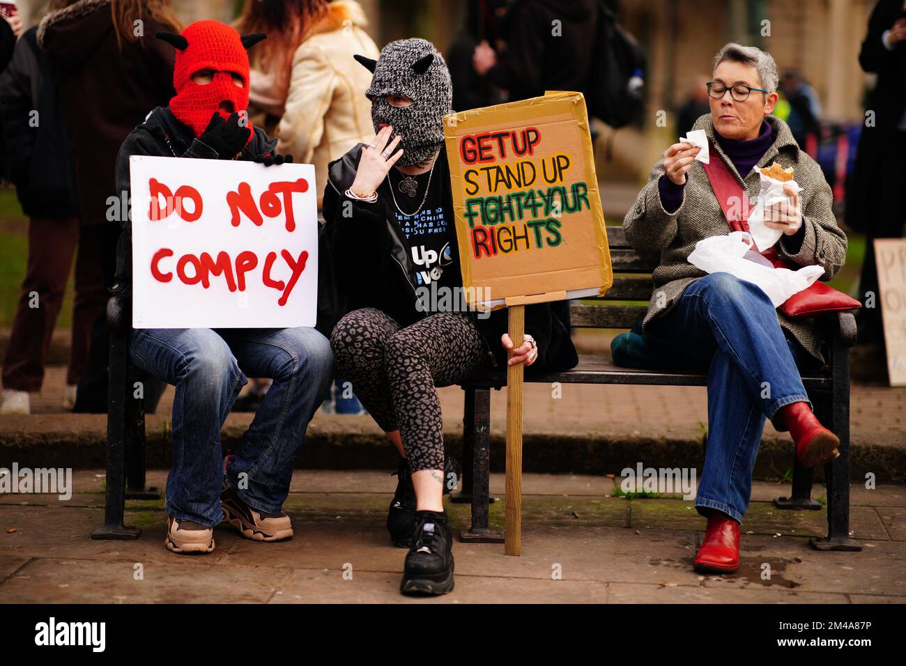 PA REVIEW OF THE YEAR 2022 File photo dated 15/01/22 - Demonstrators during a 'Kill The Bill' protest against The Police, Crime, Sentencing and Courts Bill in College Green, Bristol. Issue date: Tuesday December 20, 2022. Stock Photo