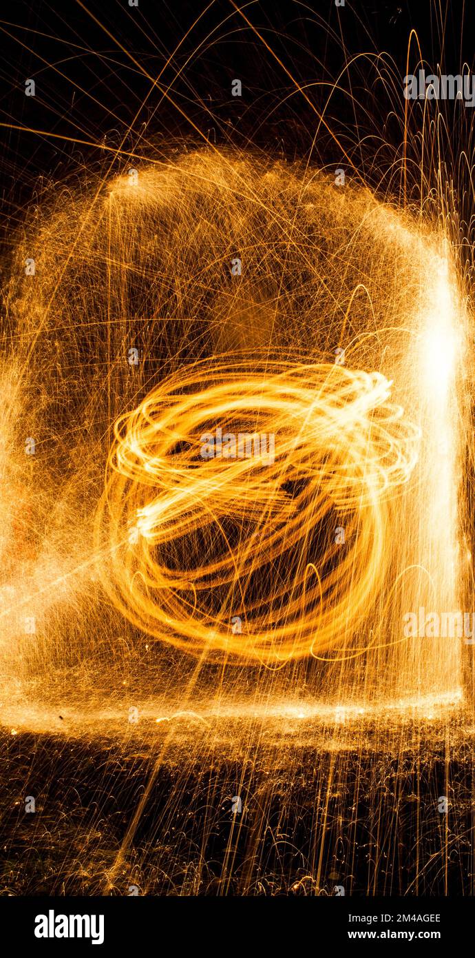 Steel wool, wire wool, fire, sparks, burning, fire spinning, burning