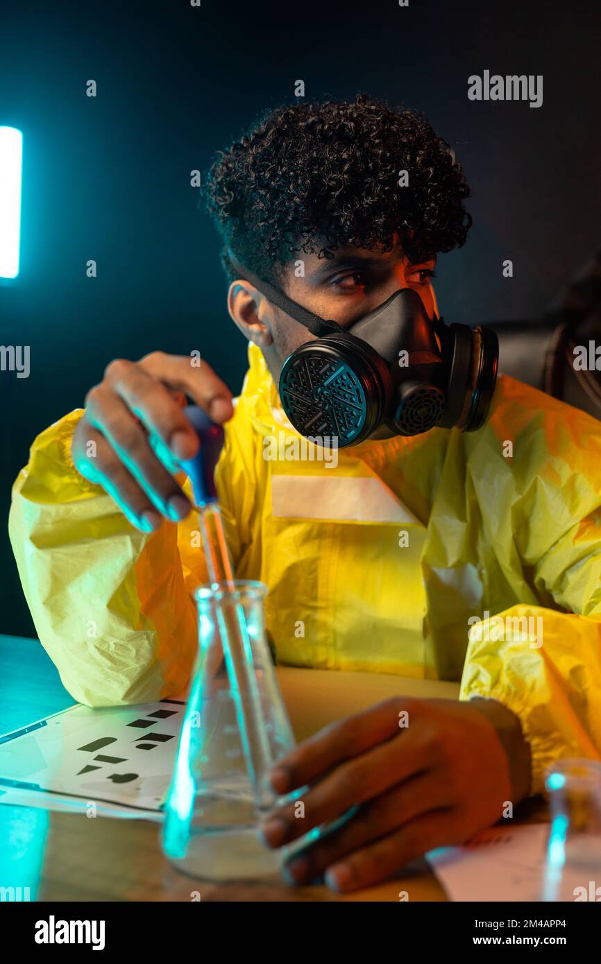 Man in hazmat suit hires stock photography and images Alamy