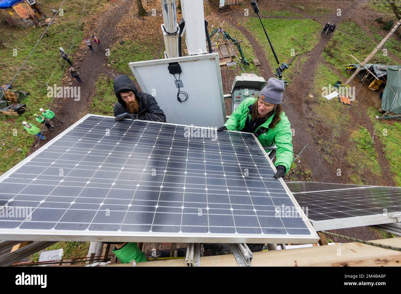 Solar tower power plants hires stock photography and images Alamy