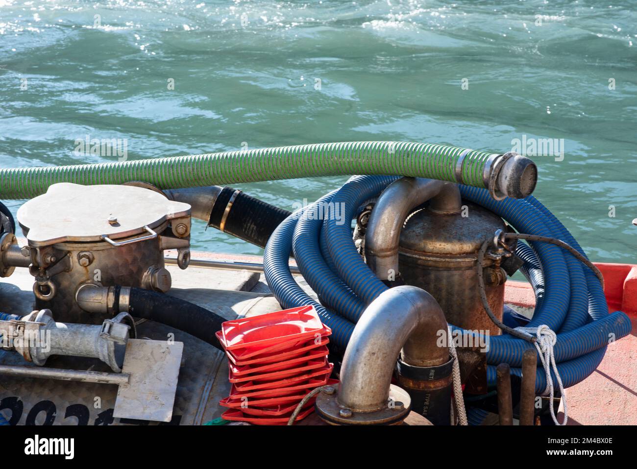 Residual canal water hires stock photography and images Alamy
