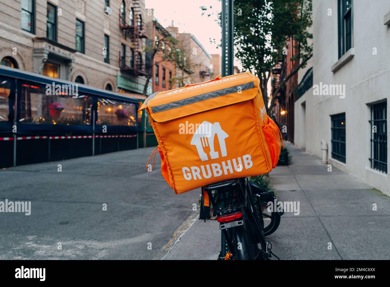 Grubhub sales bike courier