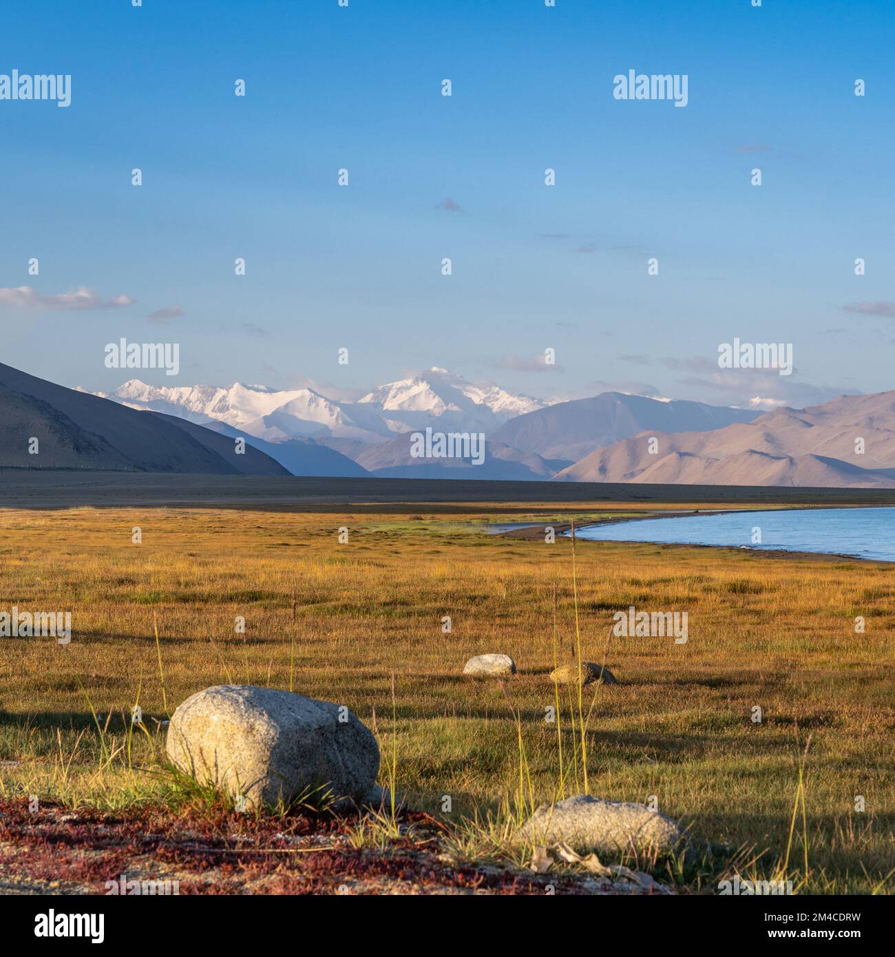 Tajikistan nature hi-res stock photography and images - Alamy