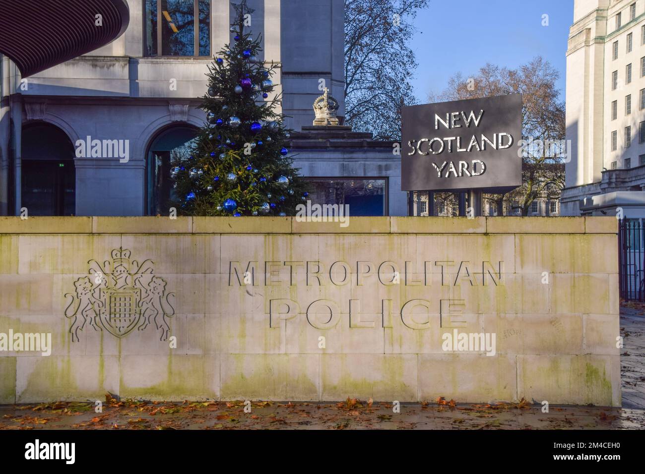 London, UK. 20th December 2022. Metropolitan Police and New Scotland