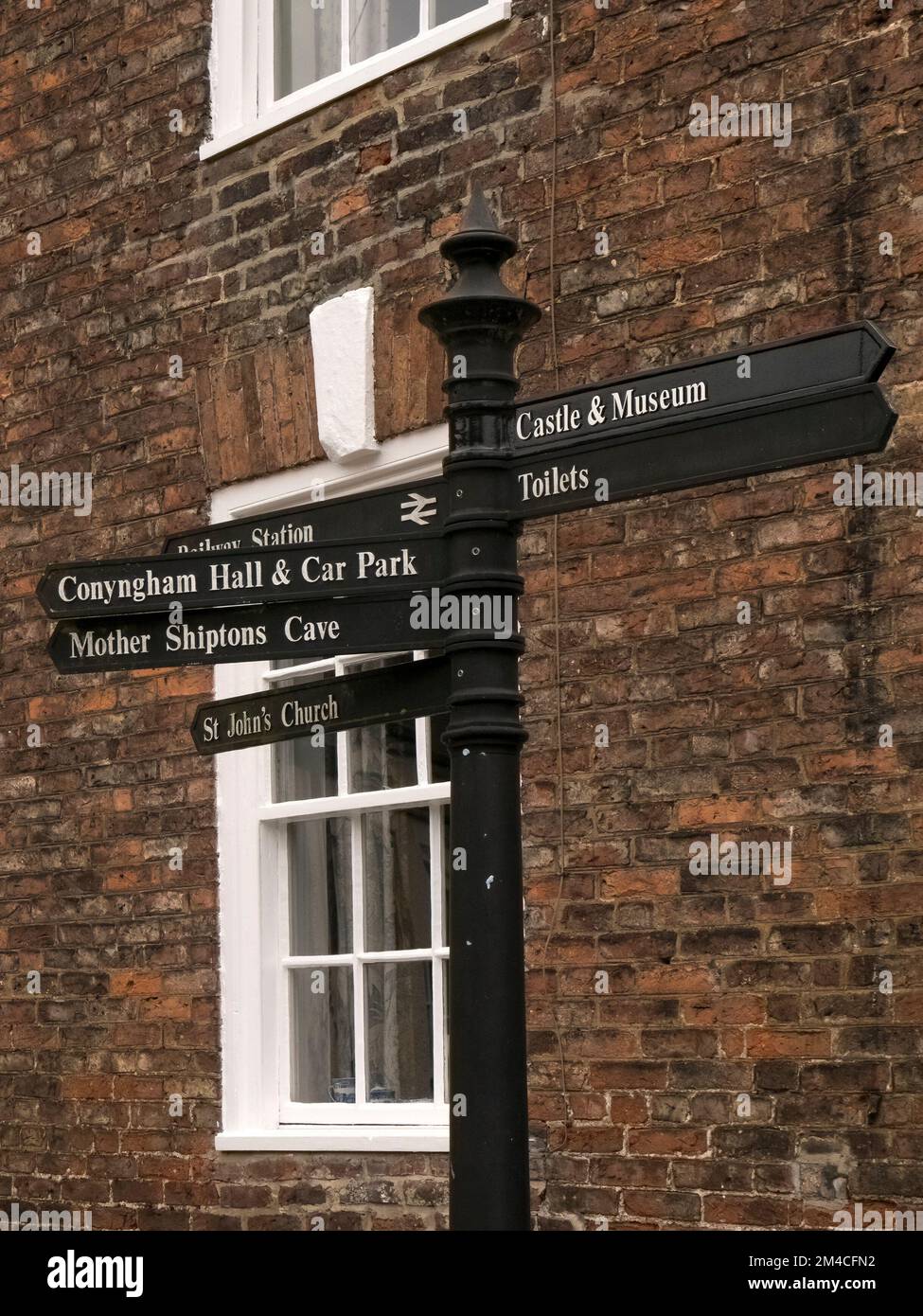 KNARESBOROUGH, NORTH YORKSHIRE APRIL 19, 2013 Sign post in the town
