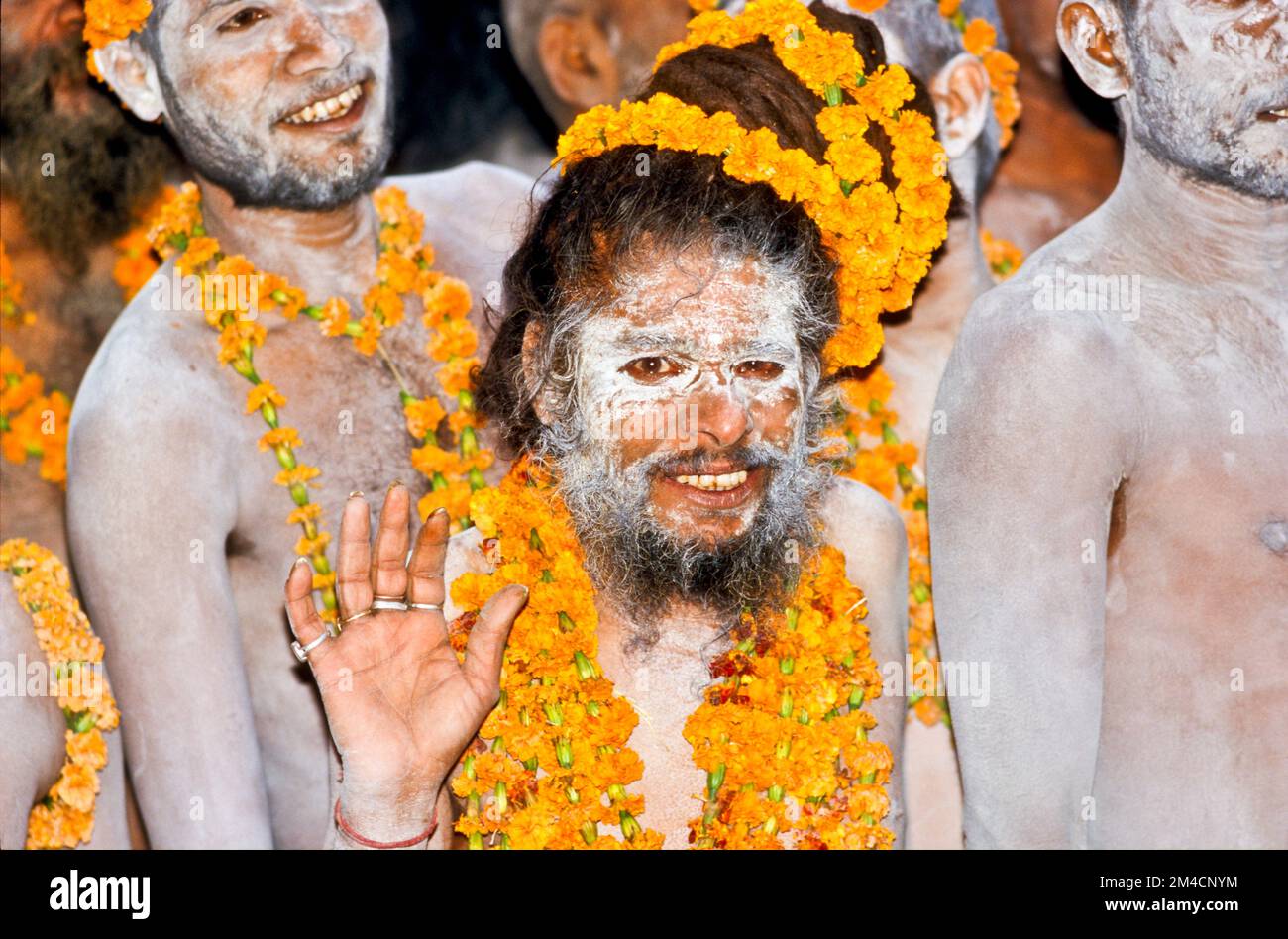 The Shivratri-procession looks and feels archaic, like beeing in India ...