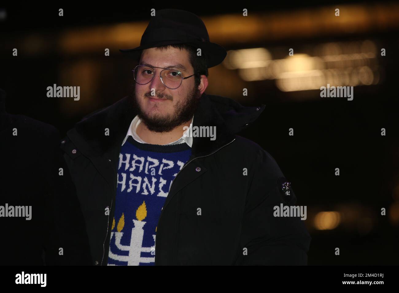 Hanukkah reciting blessings