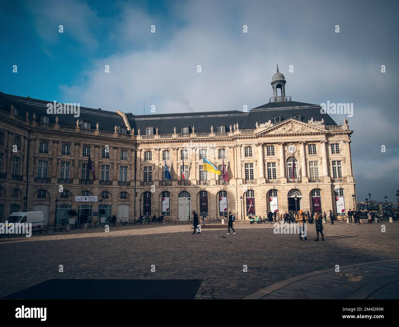 Burdeos la gran hi-res stock photography and images - Alamy