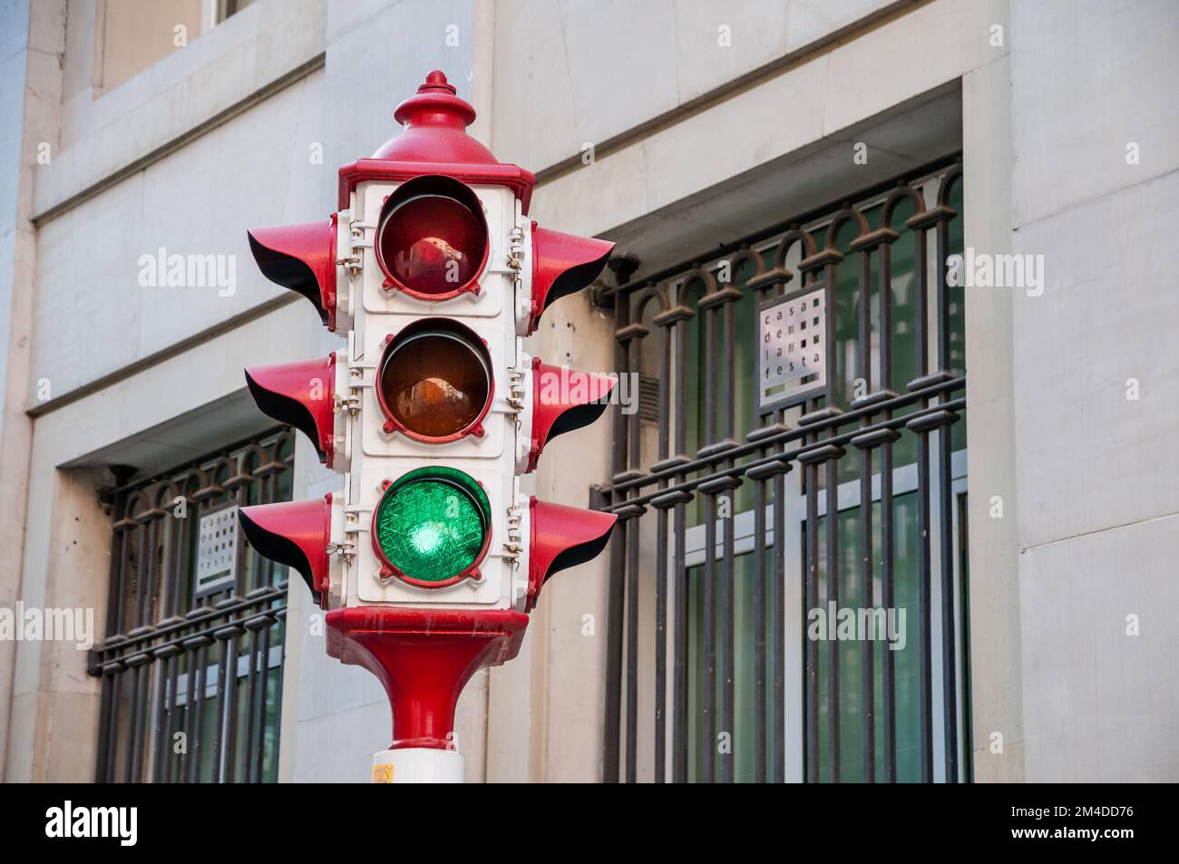 Vintage illuminated spanish traffic light, Alicante, Spain Stock Photo Alamy