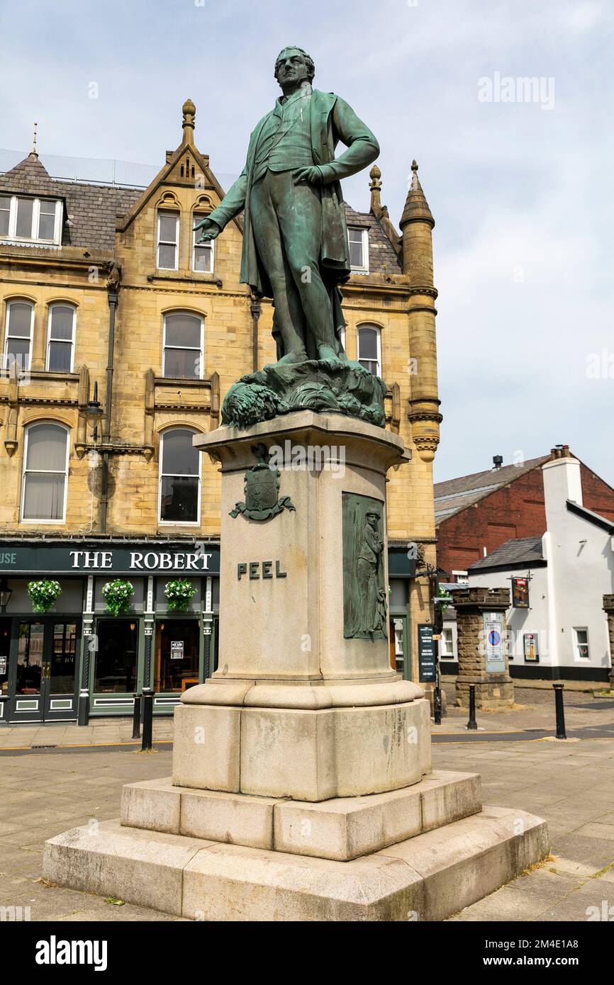 Statue of Sir Robert Peel, founder of the police force, in Bury town centre,Lancashire,England,UK Stock Photo