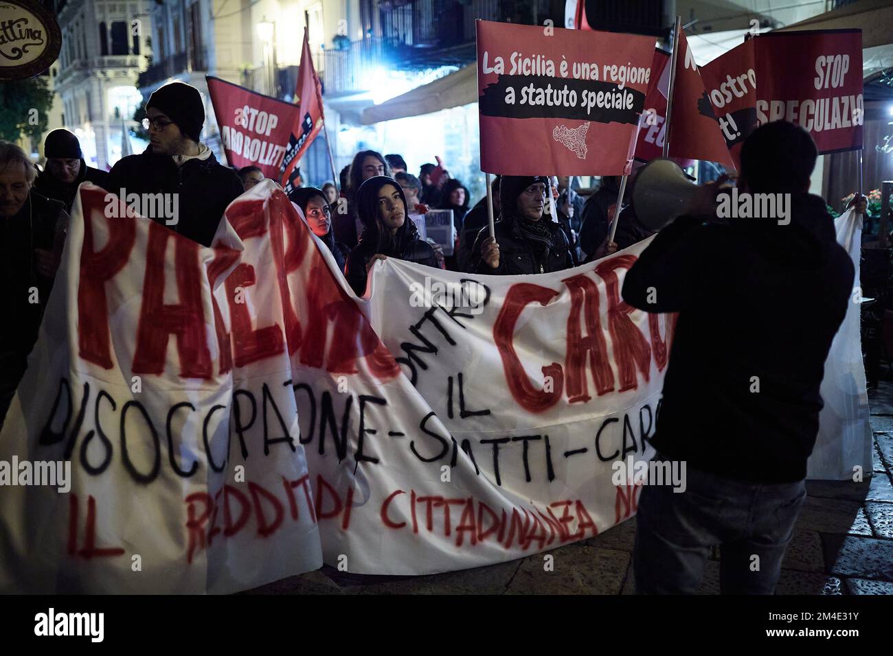 Palermo, Sicily, Italy. 20th Dec, 2022. Torchlight procession through