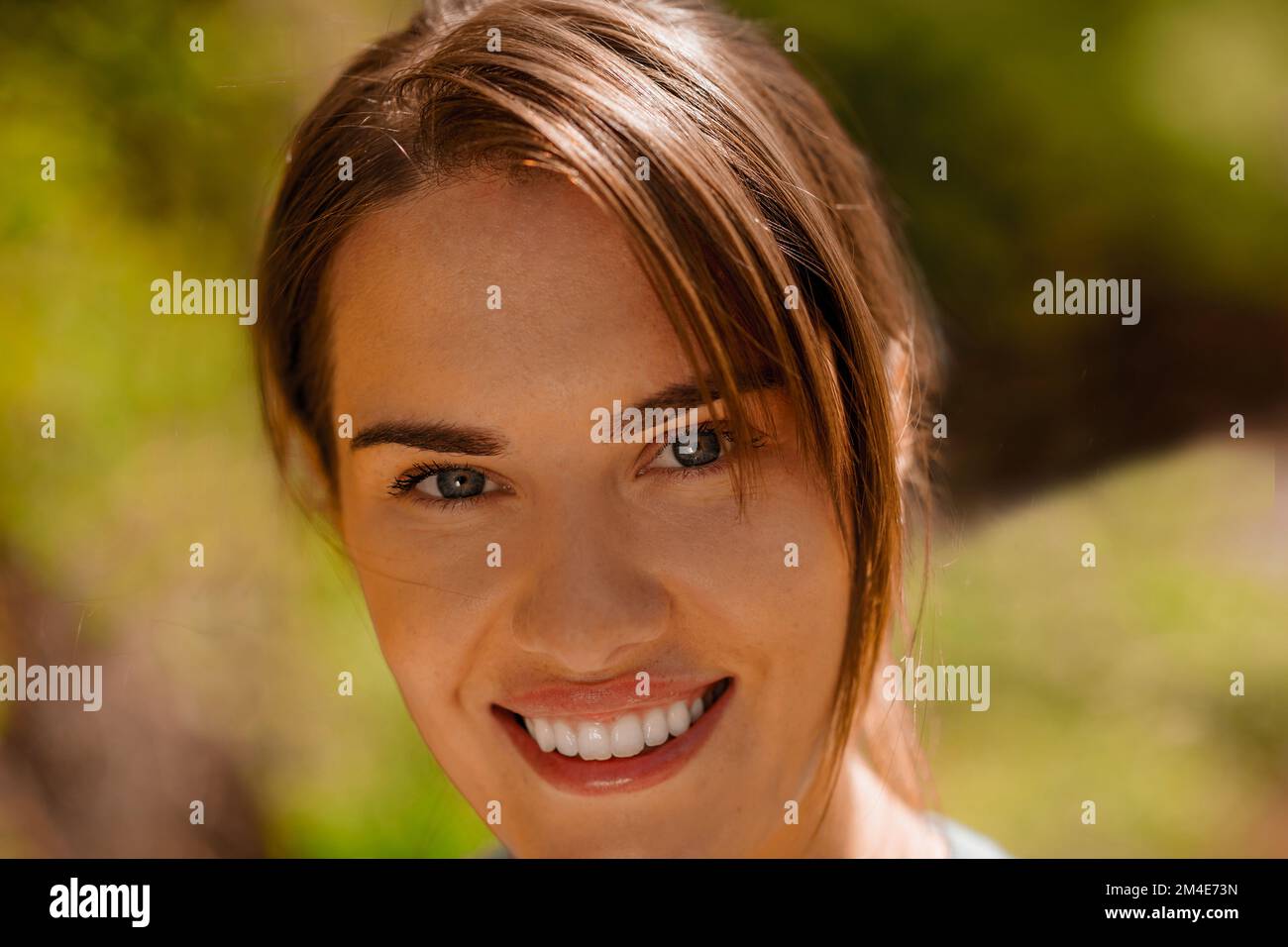 Portrait long haired young woman hi-res stock photography and images ...
