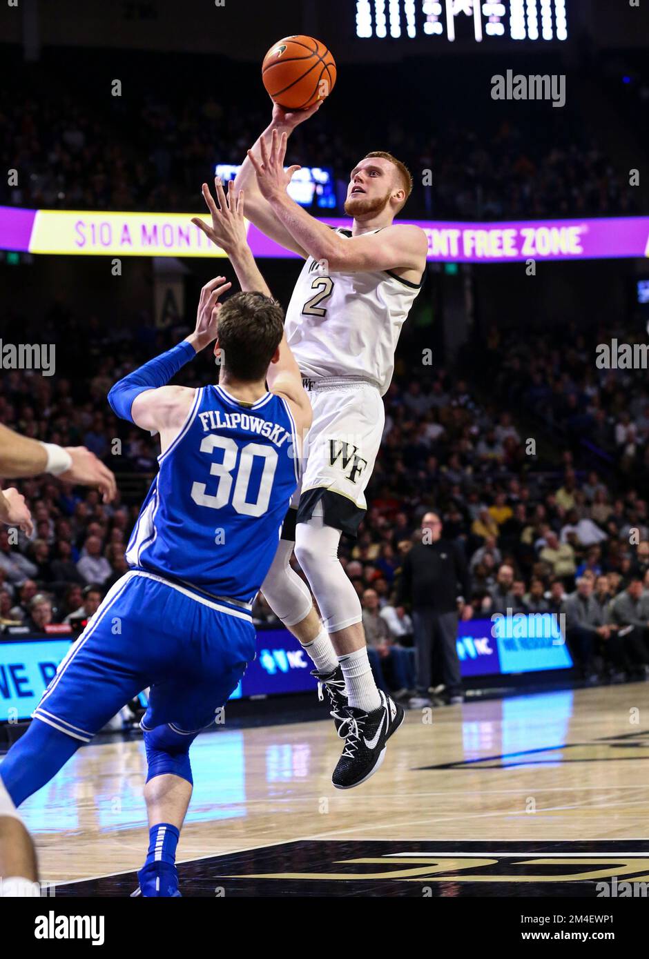 Duke vs wake 40 jpg hires stock photography and images Alamy
