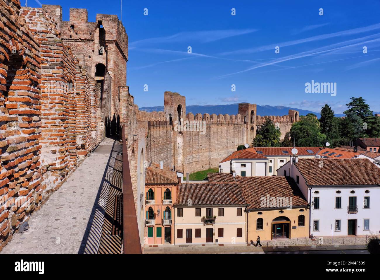 Cittadella: City walls, mountains and colourful buildings of the town ...