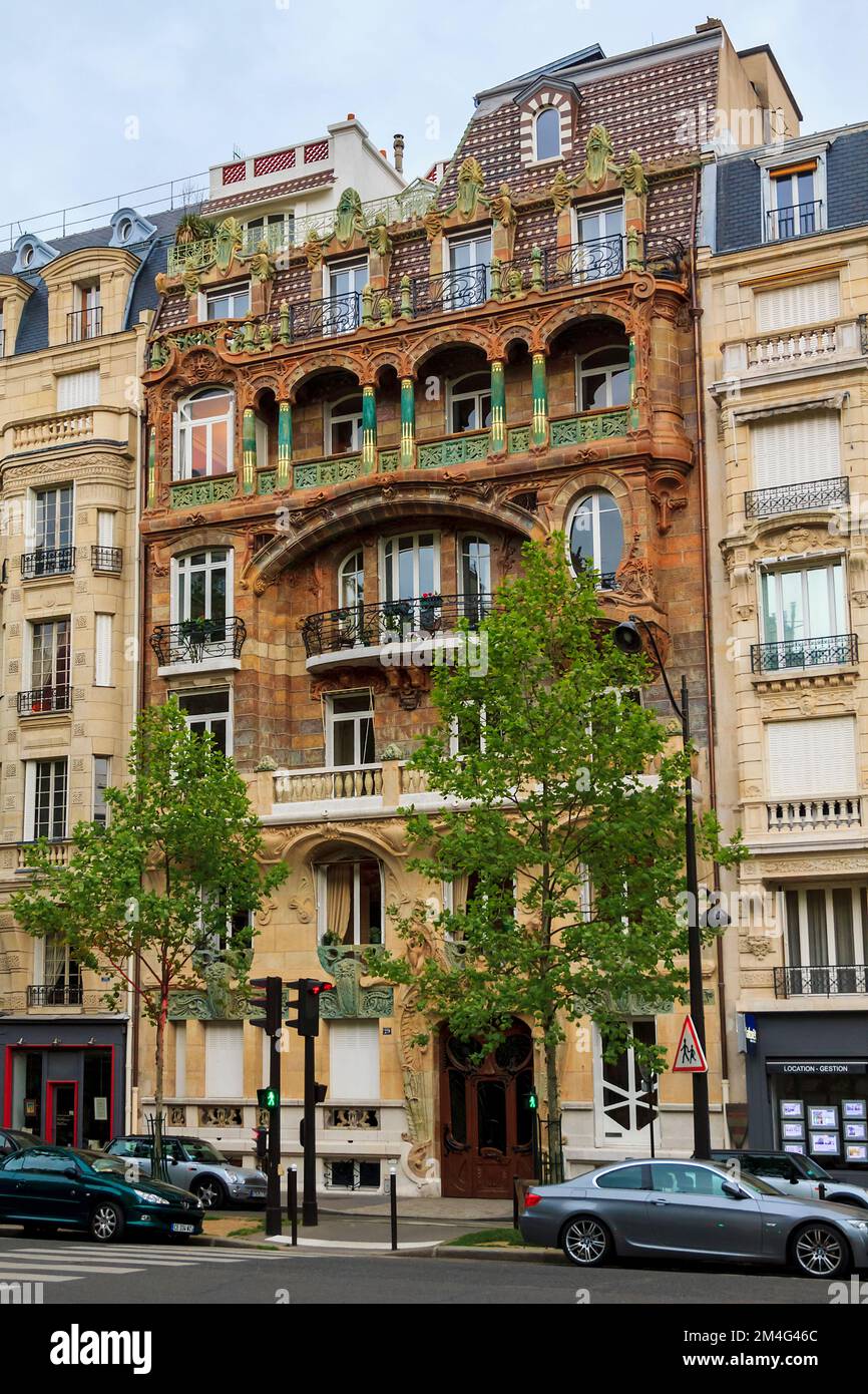 PARIS, FRANCE - MAY 14, 2013: House number 29 on the boulevard Rapp is one of the best examples of the style Art Nouveau in Paris. Stock Photo