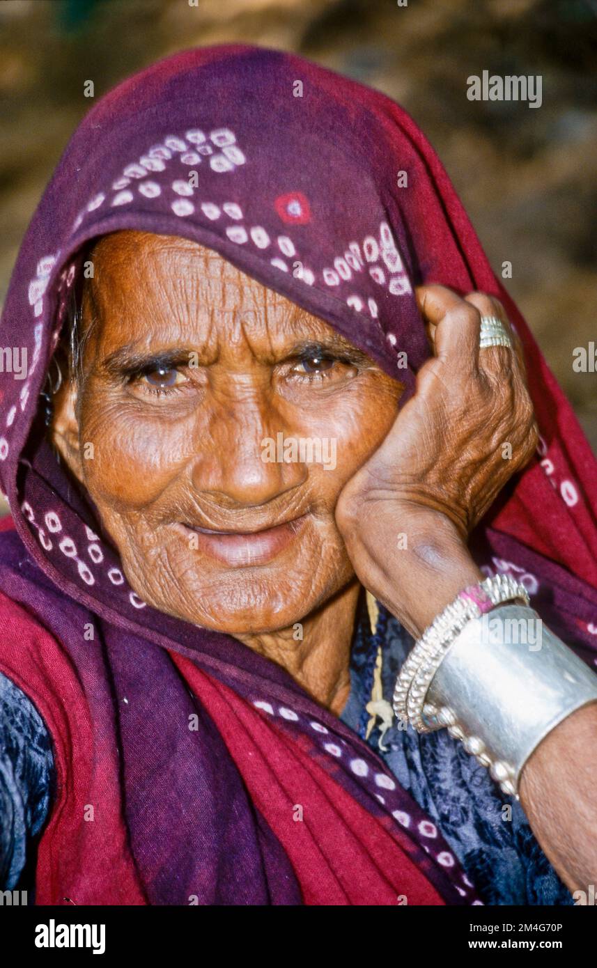 Indian old lady hi-res stock photography and images - Alamy