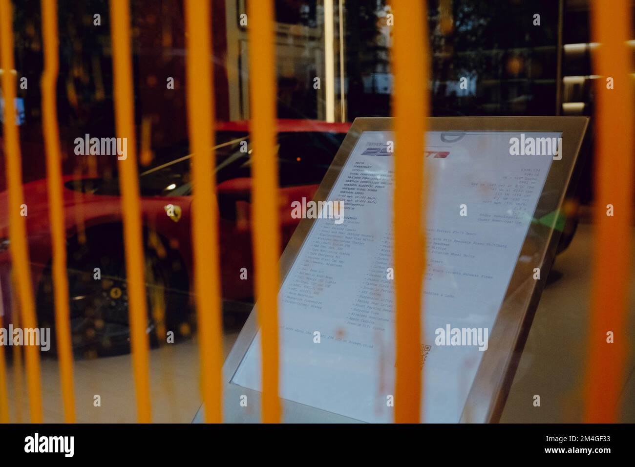 London, UK. 26 OCT 2022. A couple of Just Stop Oil activists spray