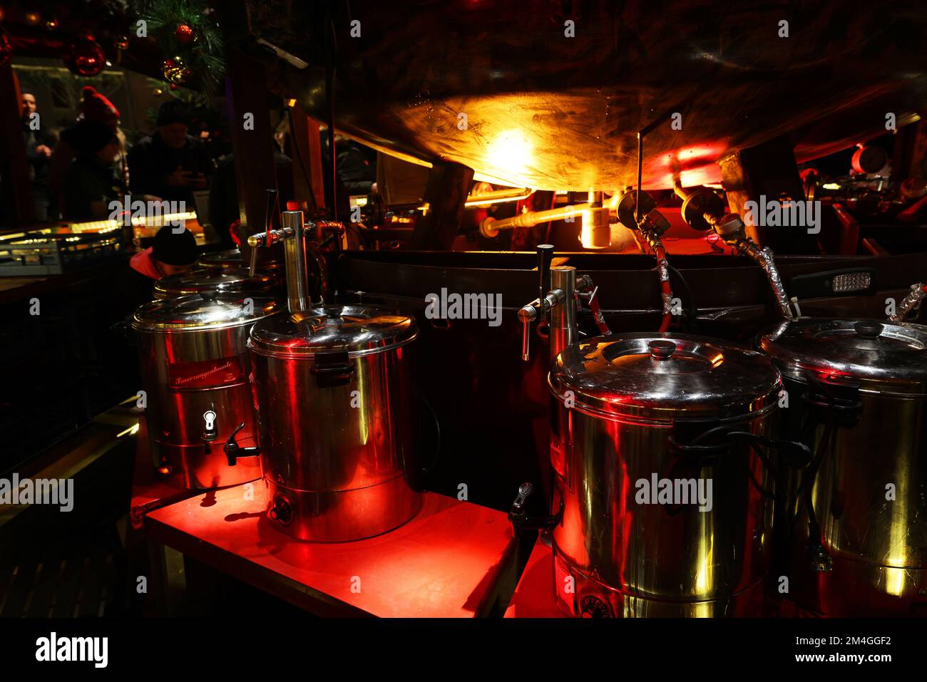 Feuerzangen hi-res stock photography and images - Alamy Feuerzangen hi-res stock photography and images - Alamy