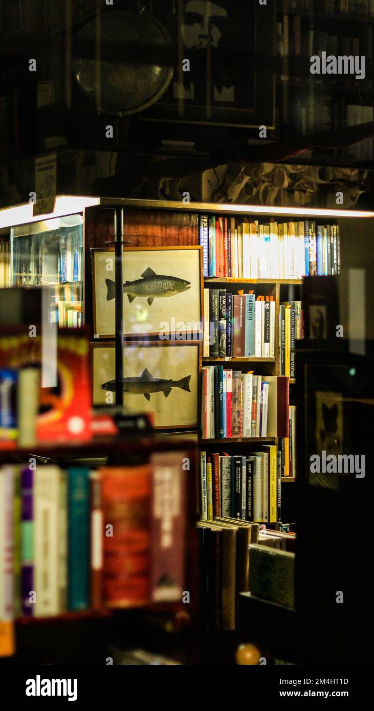 Academic bookshop helsinki hi-res stock photography and images - Alamy