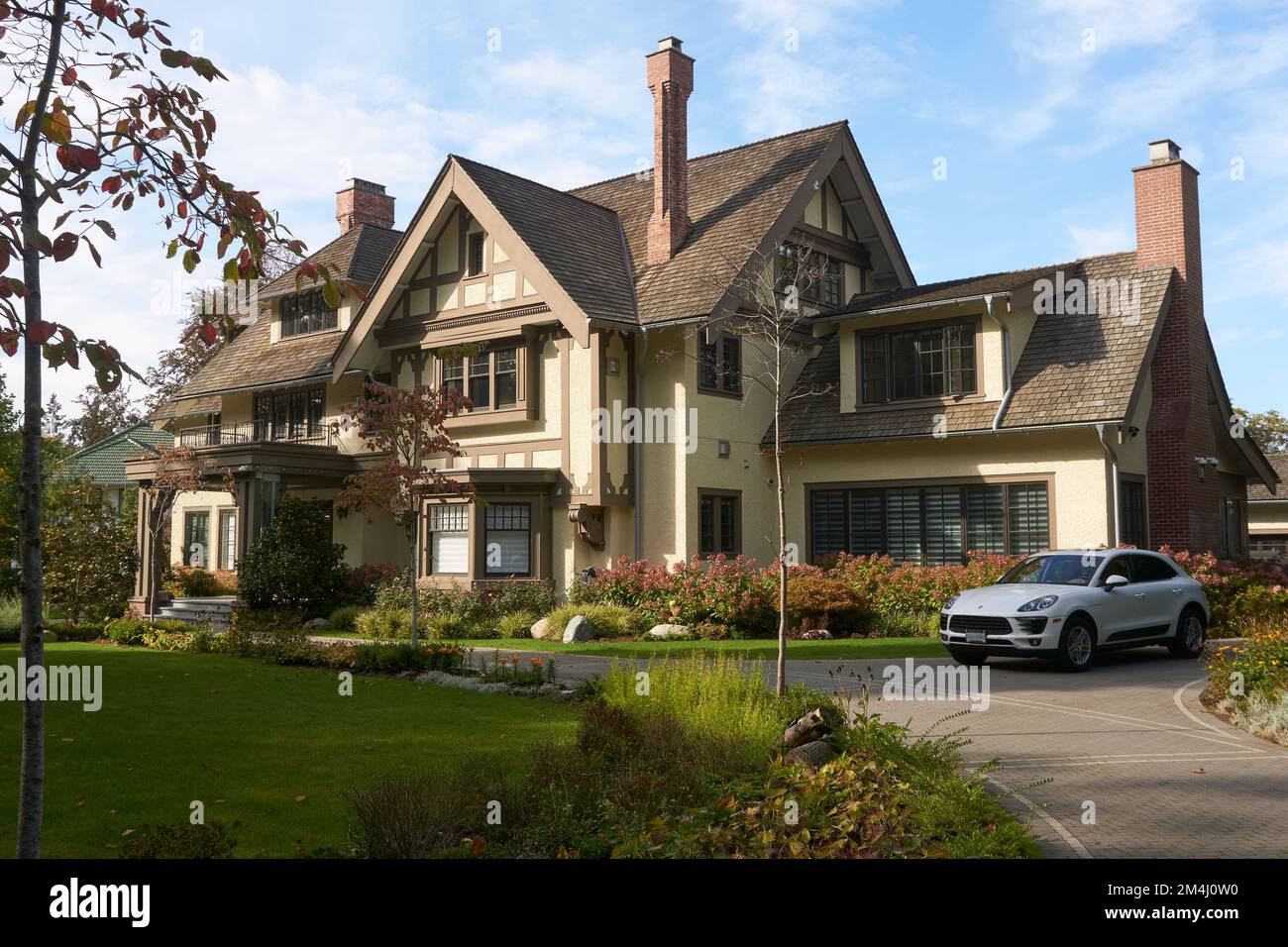 Large Tudor style house in the upscale neighbourhood of Shaughnessy in Vancouver, British Columbia , Canada Stock Photo