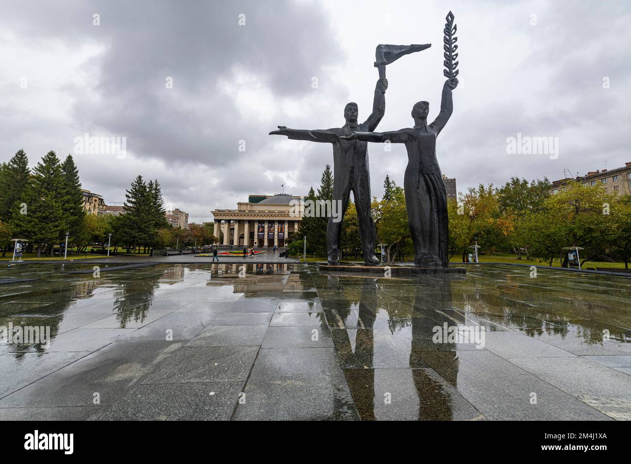 Lenin statue on Leninsquare, Novosibirsk, Novosibirsk Oblast, Russia Stock Photo