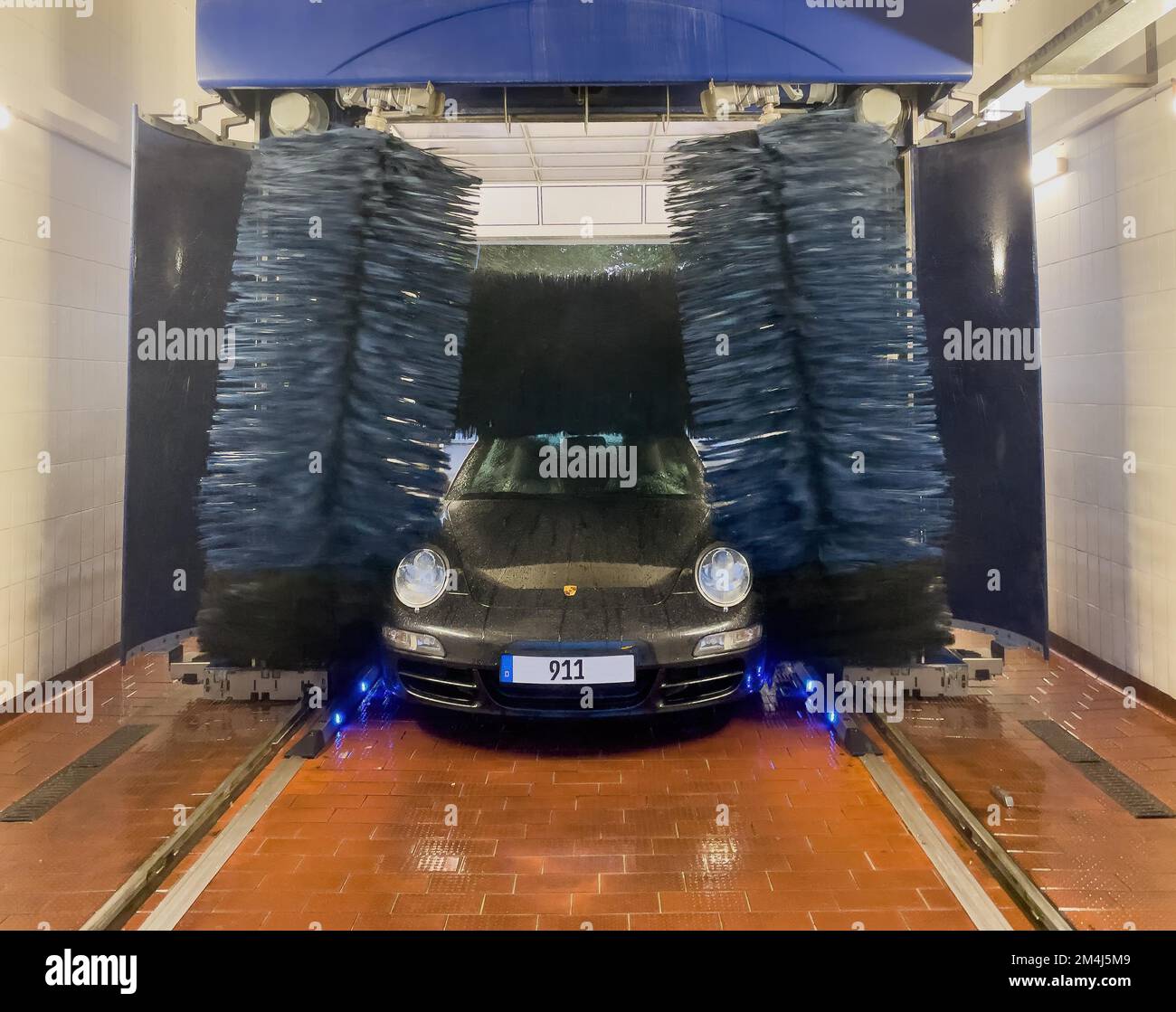 Porsche 911 sports car in a car wash, Germany Stock Photo Alamy