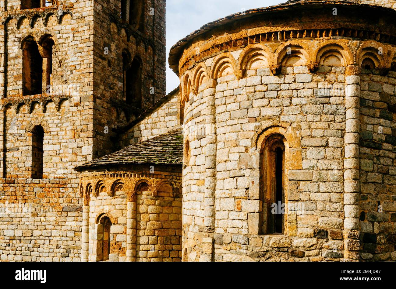 Detail of the apse. Sant Climent de Taüll, also known as the Church of St. Clement of Tahull, is a Roman Catholic church in Catalonia. It is an exampl Stock Photo