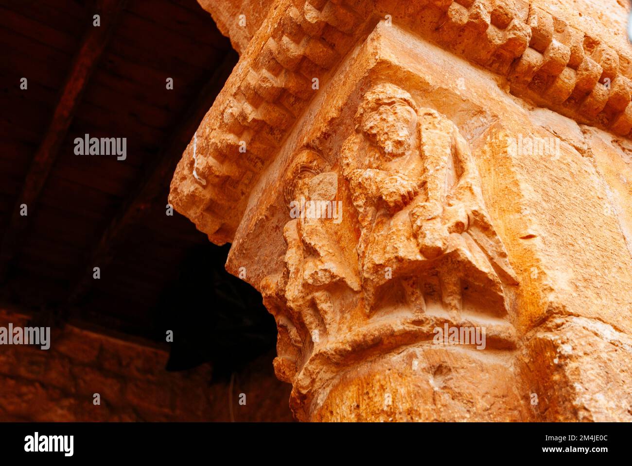 Capital detail. Romanesque church of San Miguel. National Monument since 1976. It is the first Romanesque temple with an arcaded gallery. San Esteban Stock Photo