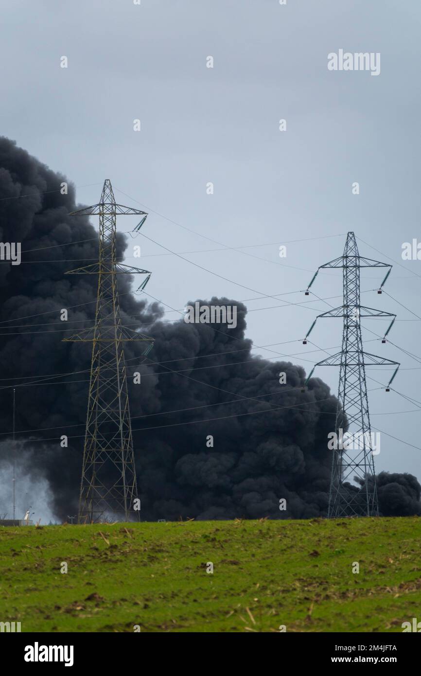 France, Loiret (45), Chaingy, industrial zone, fire near high voltage