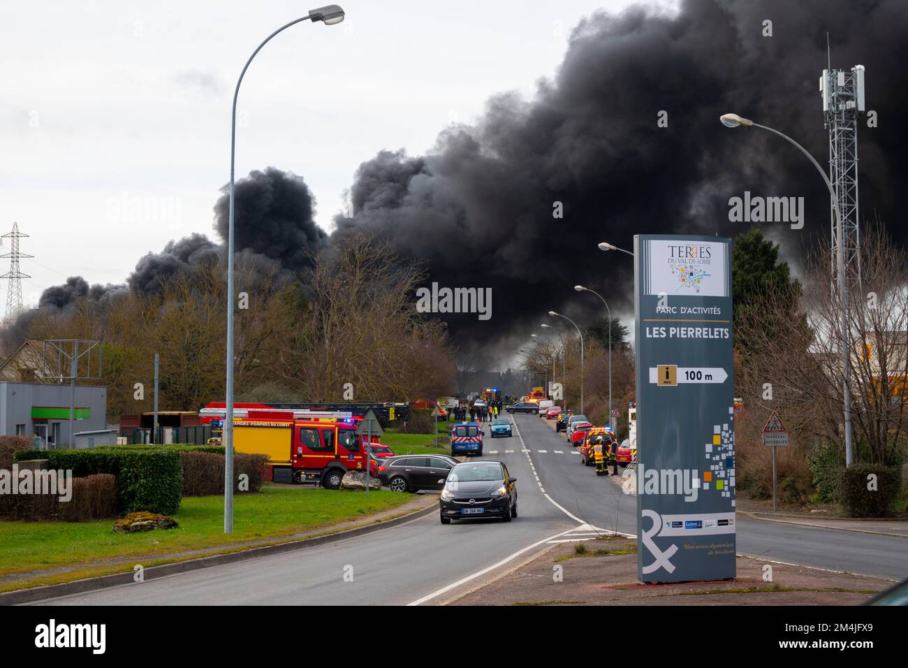 France, Loiret (45), Chaingy, Les Pierrelets industrial zone, fire at