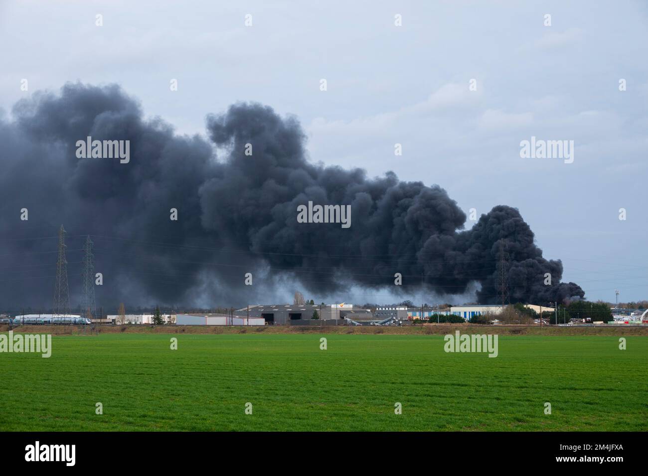 France, Loiret (45), Chaingy, Les Pierrelets industrial zone, fire at