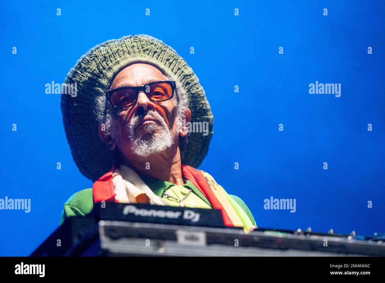 London, UK. Wednesday, 21 December, 2022. Don Letts DJing before a performance by UB40 at the OVO Wembley Arena in London. Photo: Richard Gray/Alamy Live News Stock Photo