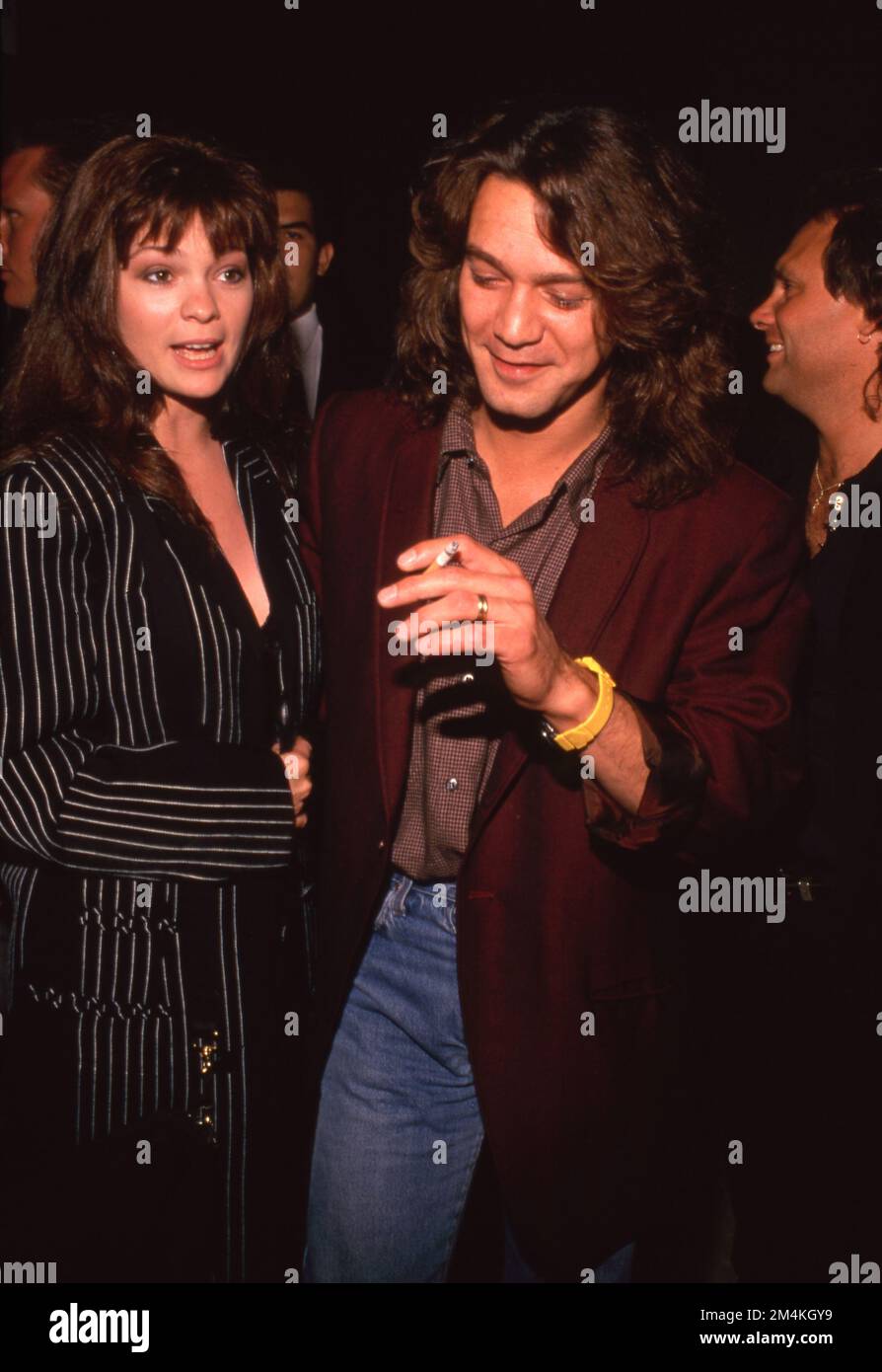 Valerie Bertinelli and Eddie Van Halen at the premiere of Batman at ...