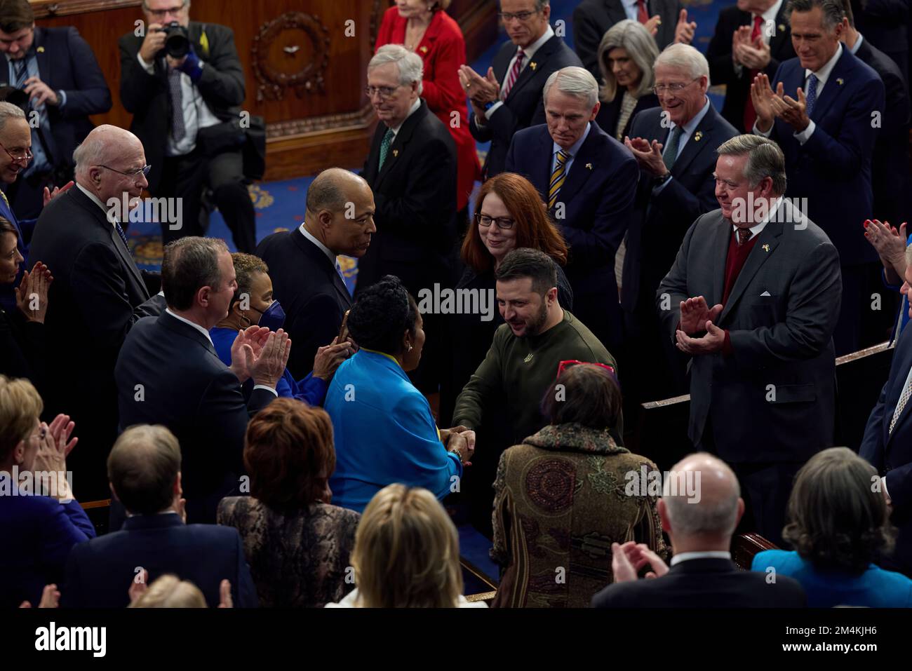 Ukraine President Volodymyr Zelensky visits with US President Joe Biden ...