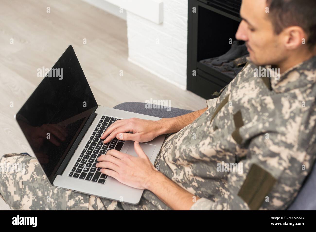 Man in digital camouflage uniform hi-res stock photography and images ...