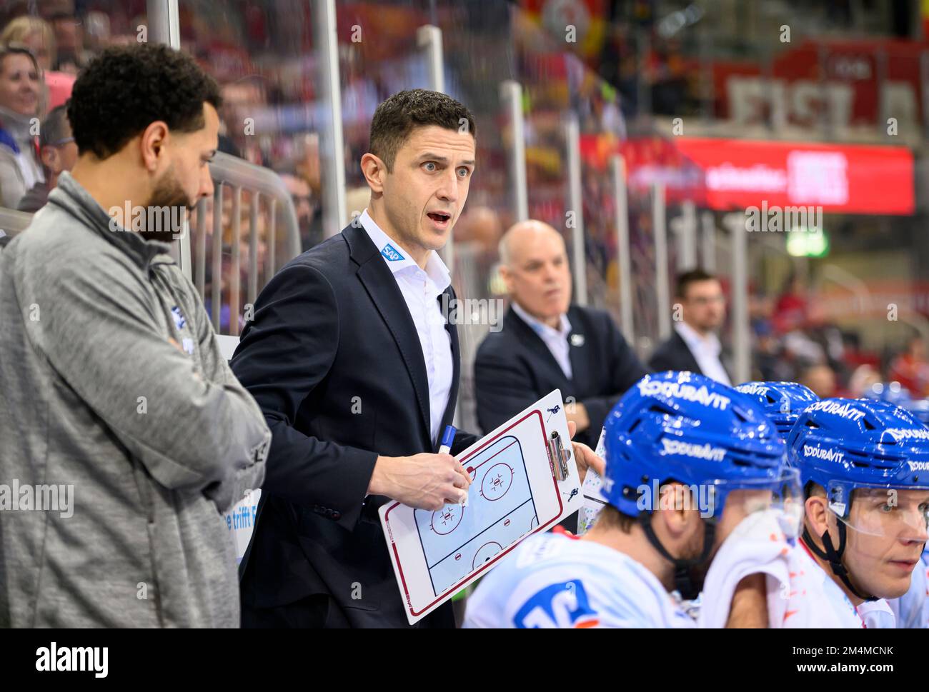 Dusseldorf/ Germany. December 20th, 2022, Cocoach Marcel GOC (Adler