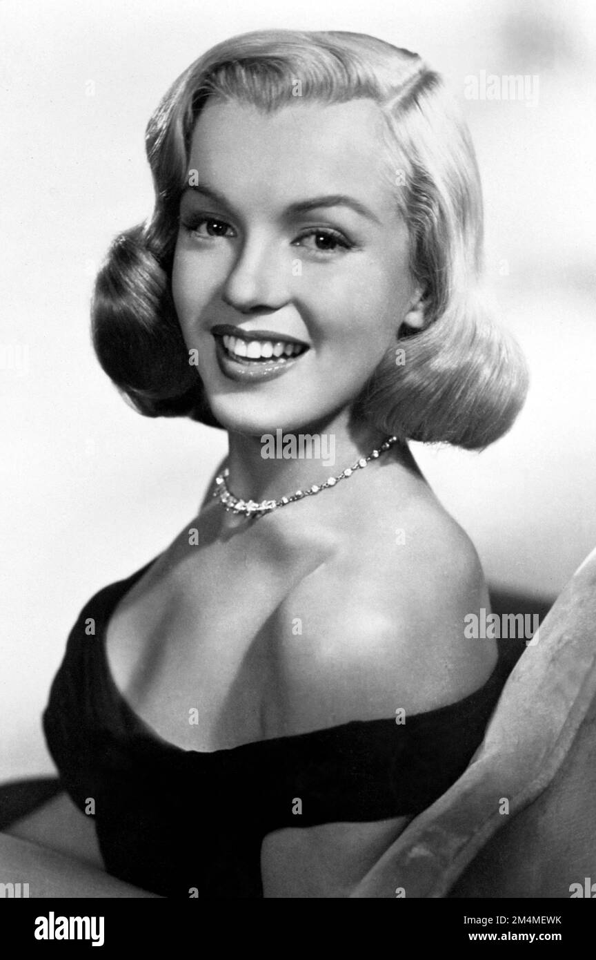 Marilyn monroe 1950s smiling hi-res stock photography and images - Alamy