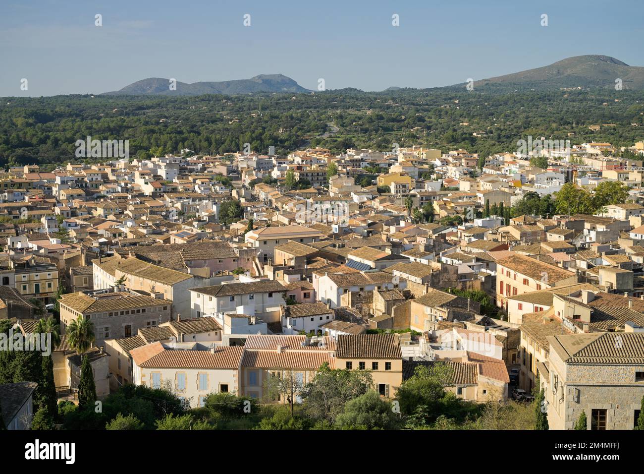 Stadtpanorama Arta, Mallorca, Spanien Stock Photo